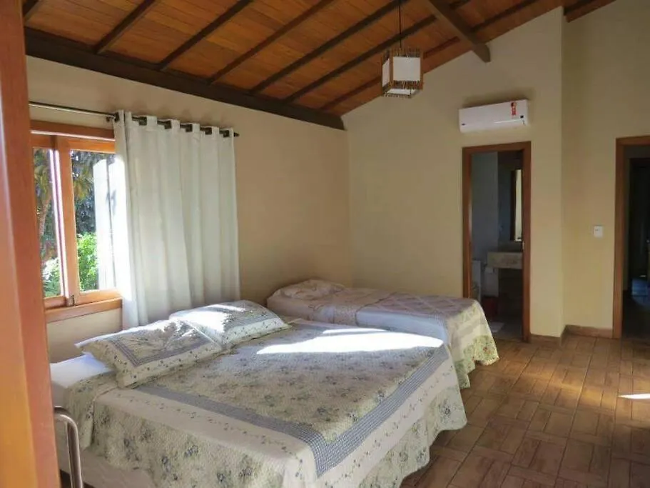Refugio D'Ajuda 5 Quartos, 4 Suites ポルトセグロ