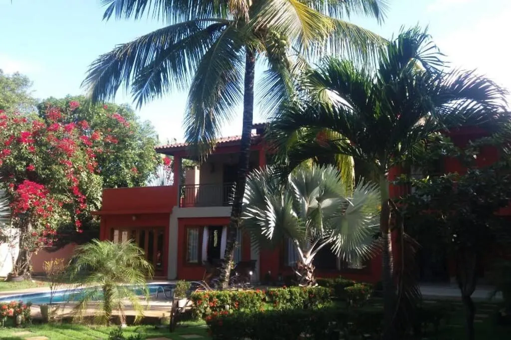 Refugio D'Ajuda 5 Quartos, 4 Suites ポルトセグロ