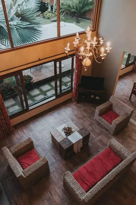 Refugio D'Ajuda 5 Quartos, 4 Suites ポルトセグロ
